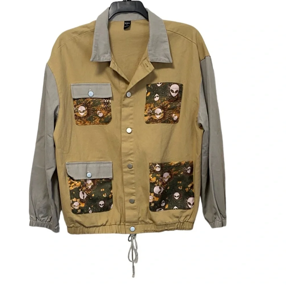 SHEIN X ALIENATED Men Alien Print Patch Pocket Detail Jacket Size Large